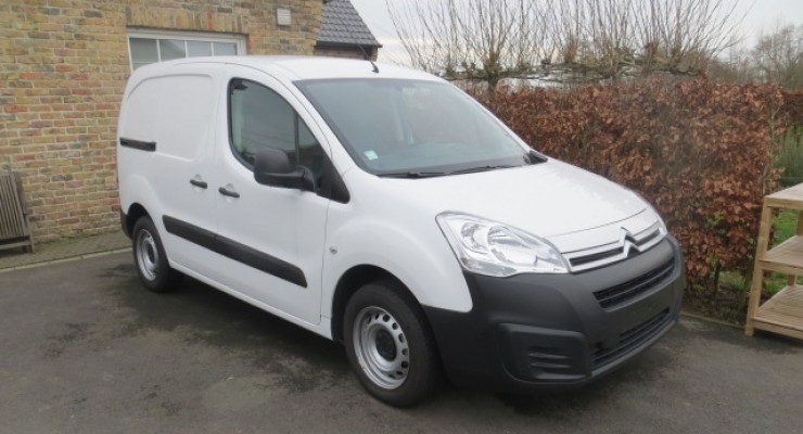  citroen berlingo CLUB 1.6 hdi 90 pk 02/2016 met 7000 km cruise control airco                