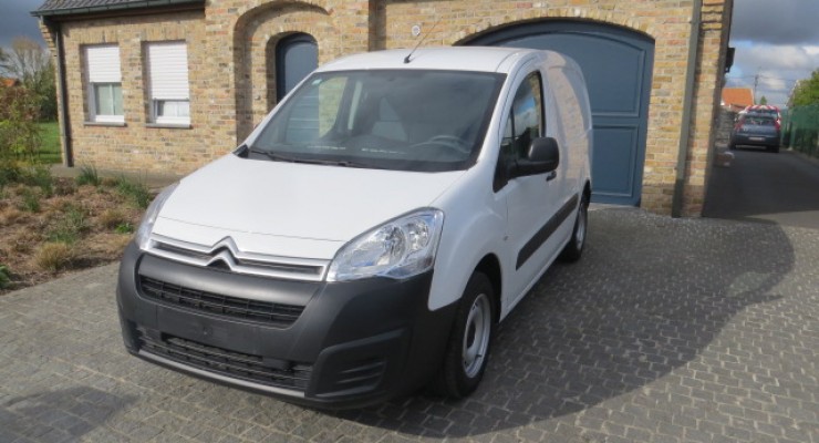 OPTIE OP DEZE WAGEN Berlingo 1.6 hdi 90 pk 07/2016 met 24000 km