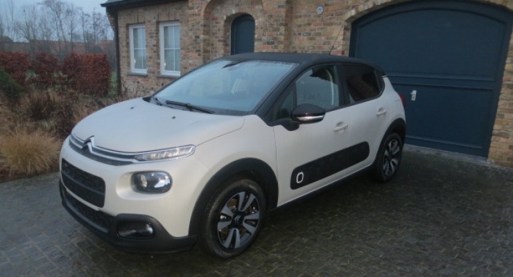  CitroÃ«n C3 (2017 / 10.300 kms) 1.2i Pure Tech Shine + GPS