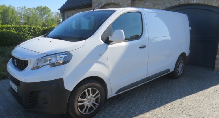  Expert 2.0HDI lichte vracht met 19000km L 2 Premium met trekhaak  