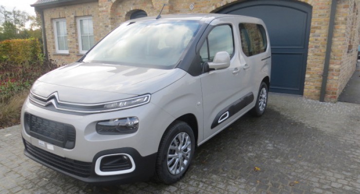  VERKOCHT Berlingo Nieuwe wagen Live 1.2 Pure Tech 