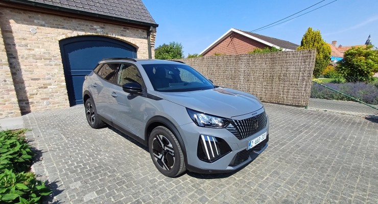  Peugeot 2008 1.2 T 100 Allure + Virtual + GPS + LED + ALU17