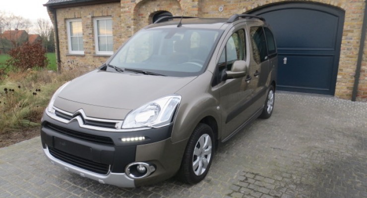  Citroen berlingo 1.6 e hdi 90pk XTR navigatie 04/15