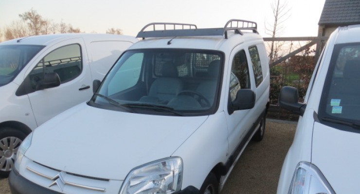  Berlingo 1.4 i benzine lichte vracht bwj 2003 met 117000km